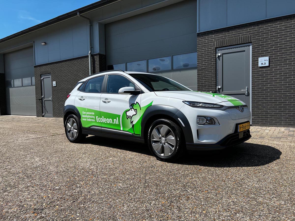Ecoleon-Geldermalsen Hyundai-Kona voertuig-belettering Daisy-reclame-Beesd productie-full-color-print montage2